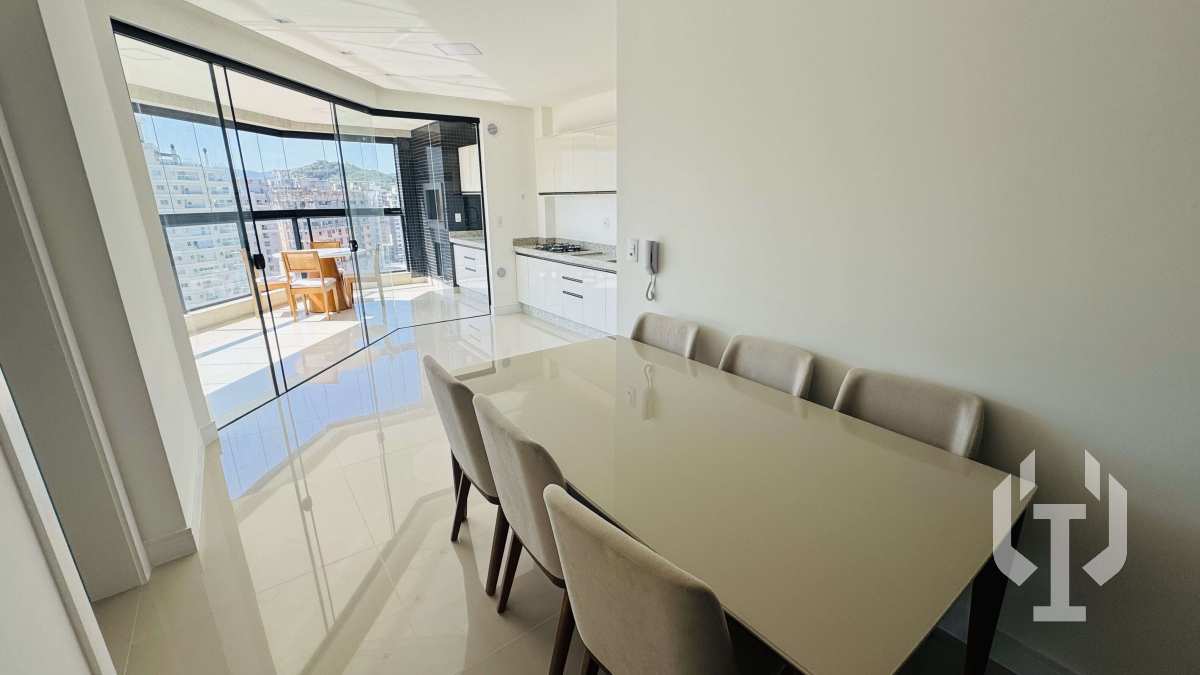  - Apartamento à venda, no Zurich Residence - Santana em Itapema, Meia Praia, com 3 quartos, 138m²