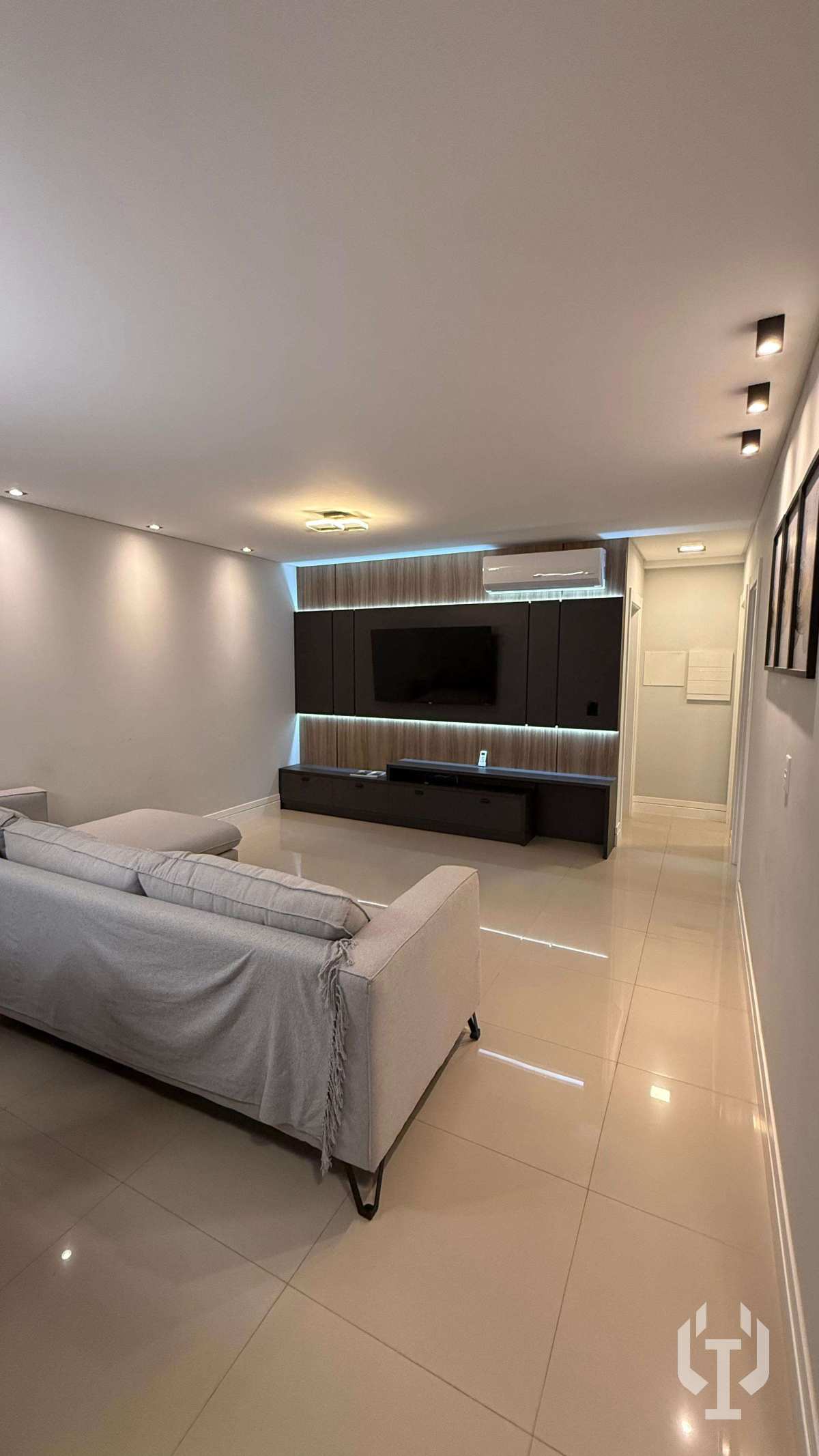  - Apartamento à venda, no Verità, Meia Praia, com 3 quartos, 112,45m²