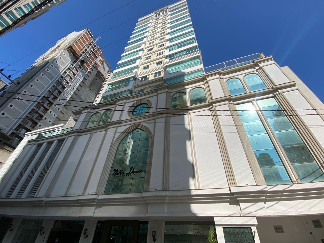 Apartamento à venda com 3 quartos, 107m² - Meia Praia,Itapema