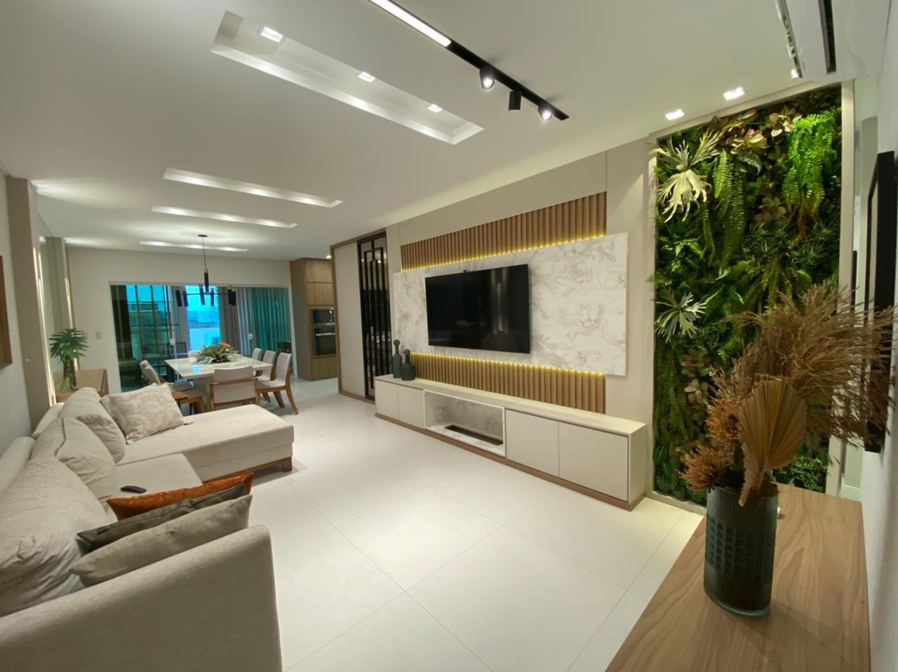 Apartamento à venda com 3 quartos, 180m² - Meia Praia,Itapema