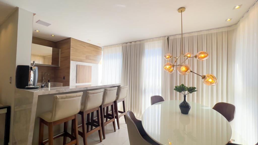  - Apartamento para Venda, Centro, 3 dormitórios, 2 suítes, 3 banheiros, 2 vagas