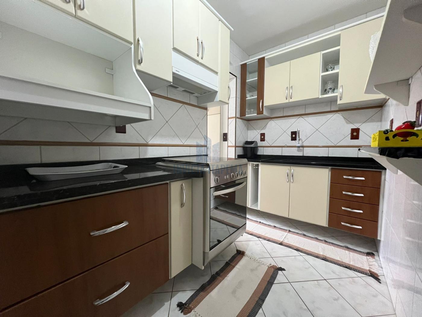  - Apartamento para Venda em Itapema, Centro, 2 dormitórios, 1 suíte, 2 banheiros, 1 vaga