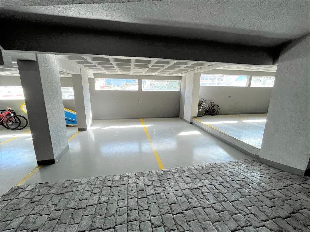  - Alto Padrão para Venda em Itapema, Centro, 3 dormitórios, 1 suíte, 4 banheiros, 2 vagas