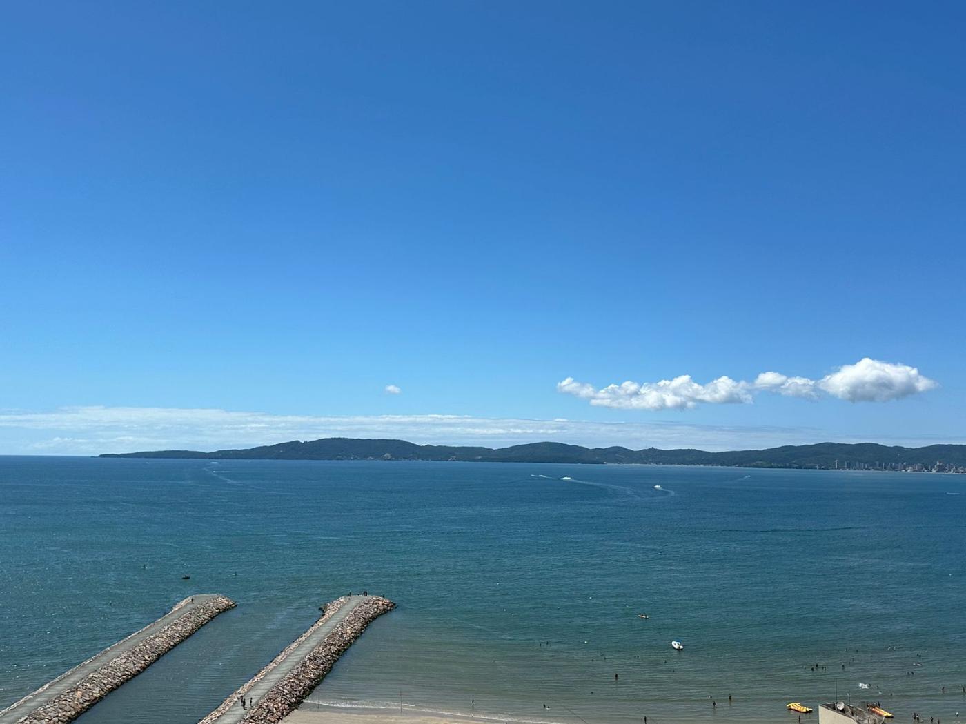  - Alto Padrão para Venda, Centro, 3 dormitórios, 3 suítes, 4 banheiros, 3 vagas