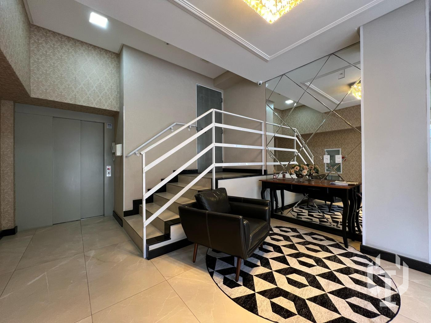  - Apartamento para Venda em Itapema, Centro, 3 dormitórios, 3 suítes, 2 vagas