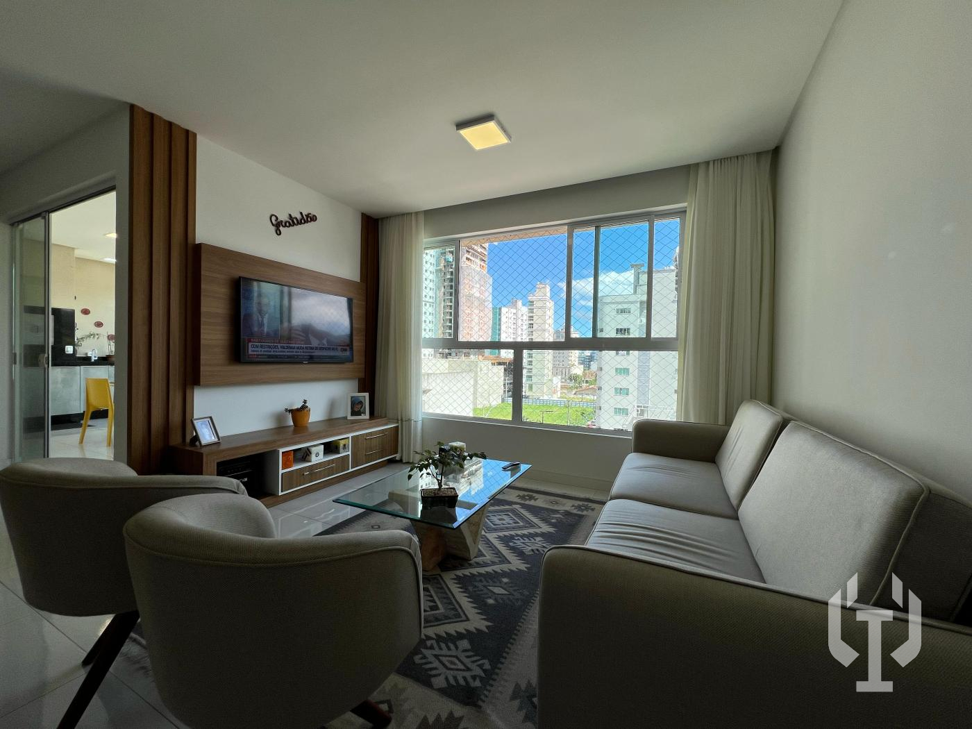 Apartamento para Venda em Itapema, Centro, 3 dormitórios, 3 suítes, 2 vagas - Invicta Itapema - Assessoria Imobiliária