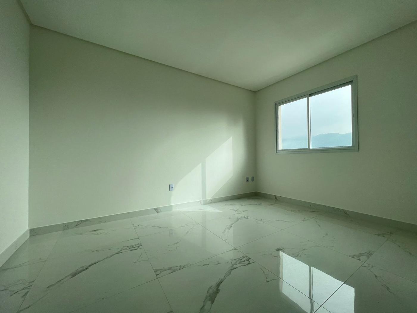  - Apartamento para Venda em Itapema, Centro, 3 dormitórios, 3 suítes, 2 vagas