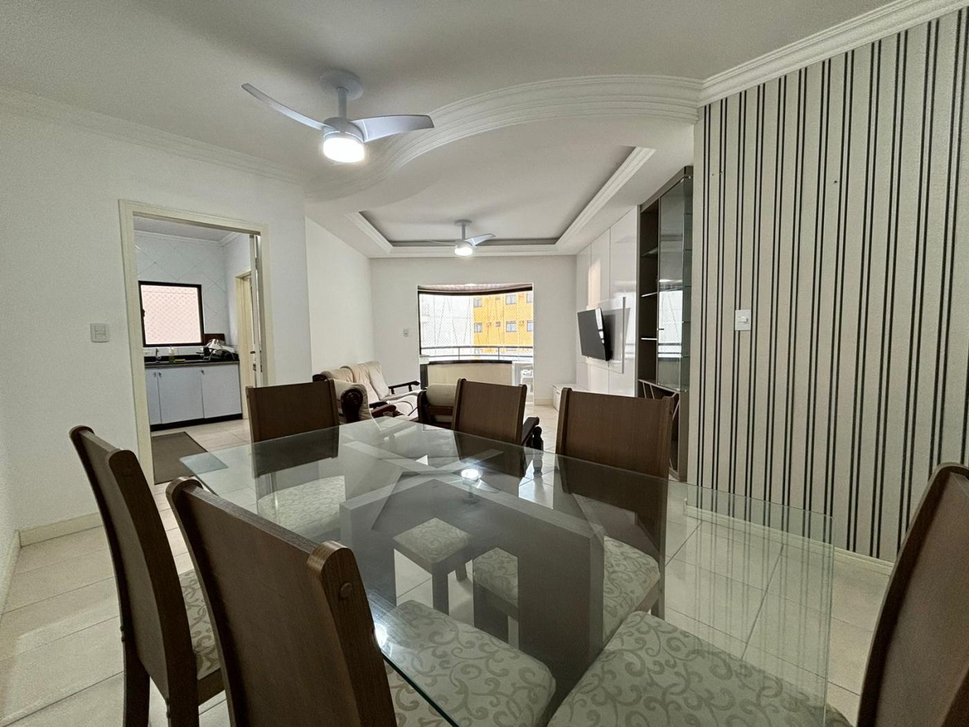 Apartamento à venda com 3 quartos, 101m² - Meia Praia,Itapema