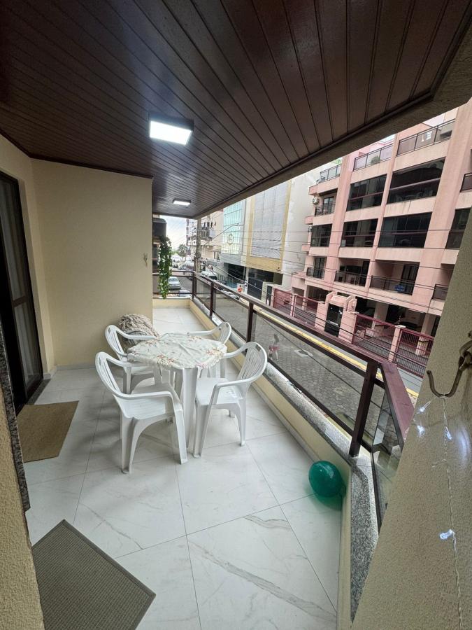 Apartamento à venda com 3 quartos, 121m² - Meia Praia,Itapema