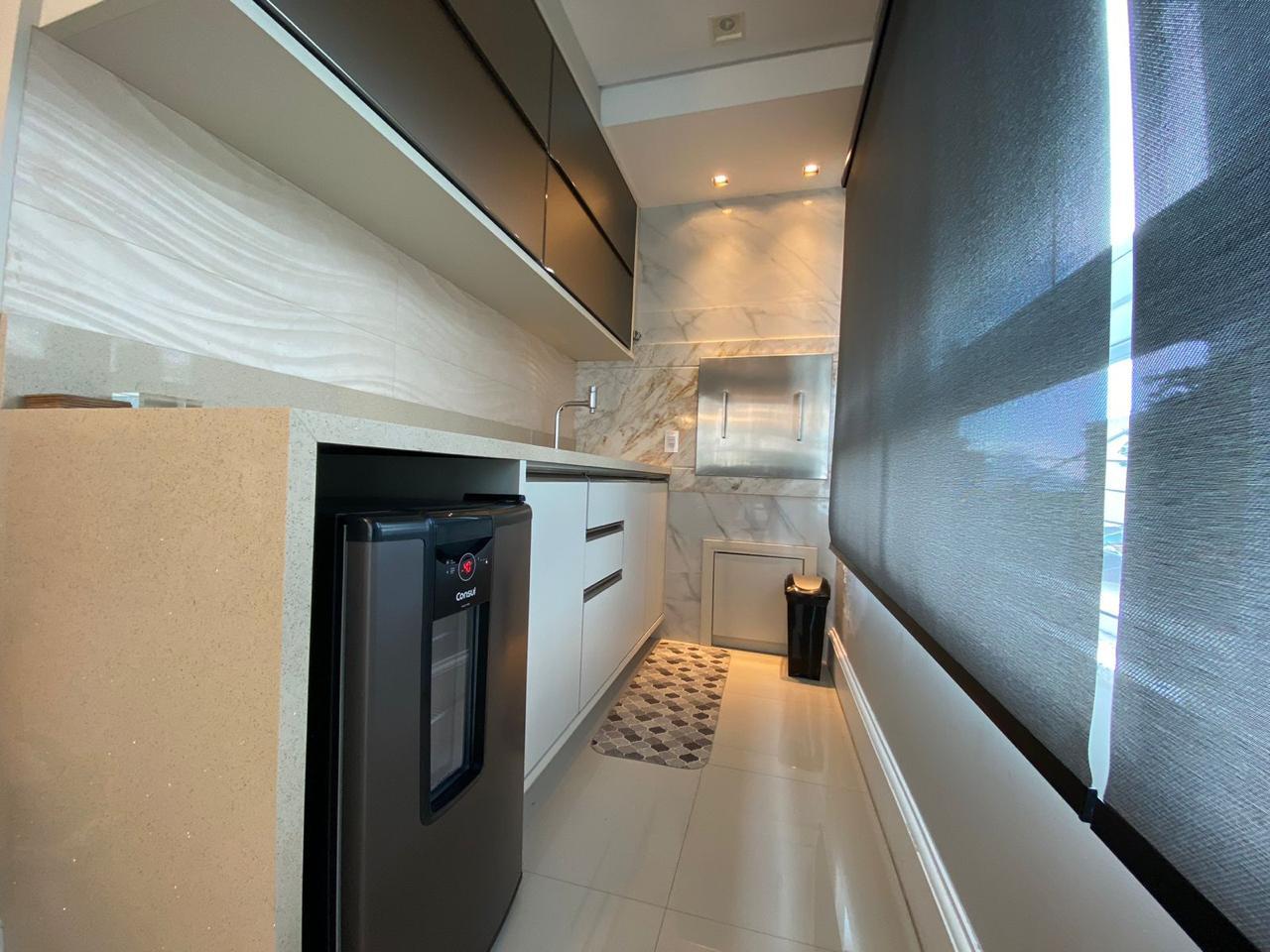  - Apartamento para Venda em Itapema, Meia Praia, 3 dormitórios, 3 suítes, 2 vagas