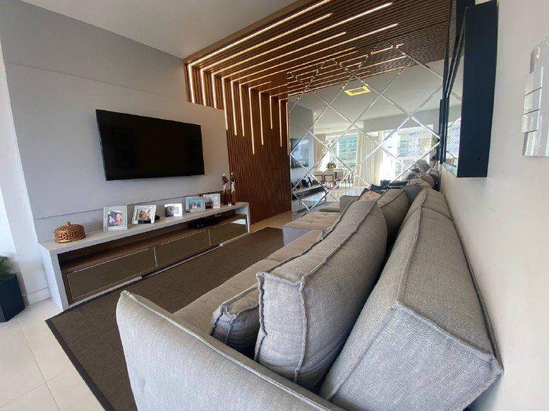 Apartamento à venda com 3 quartos, 130m² - Meia Praia,Itapema