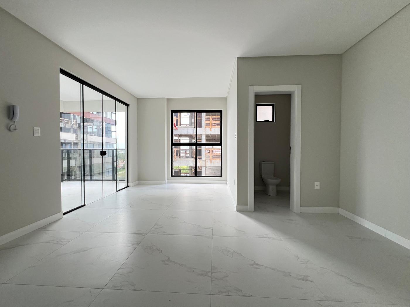 Apartamento à venda com 3 quartos - Meia Praia,Itapema