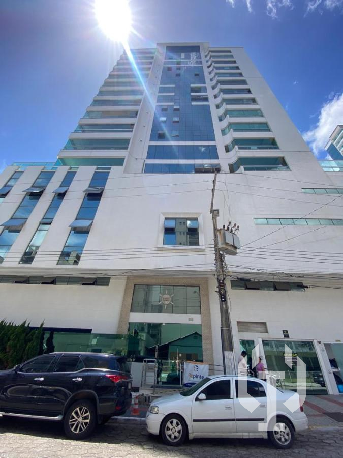 Apartamento à venda com 4 quartos, 190m² - Meia Praia,Itapema