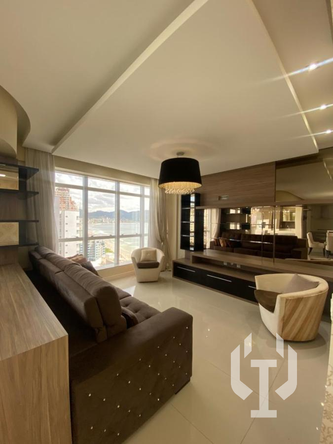 Apartamento à venda com 4 quartos, 190m² - Meia Praia,Itapema