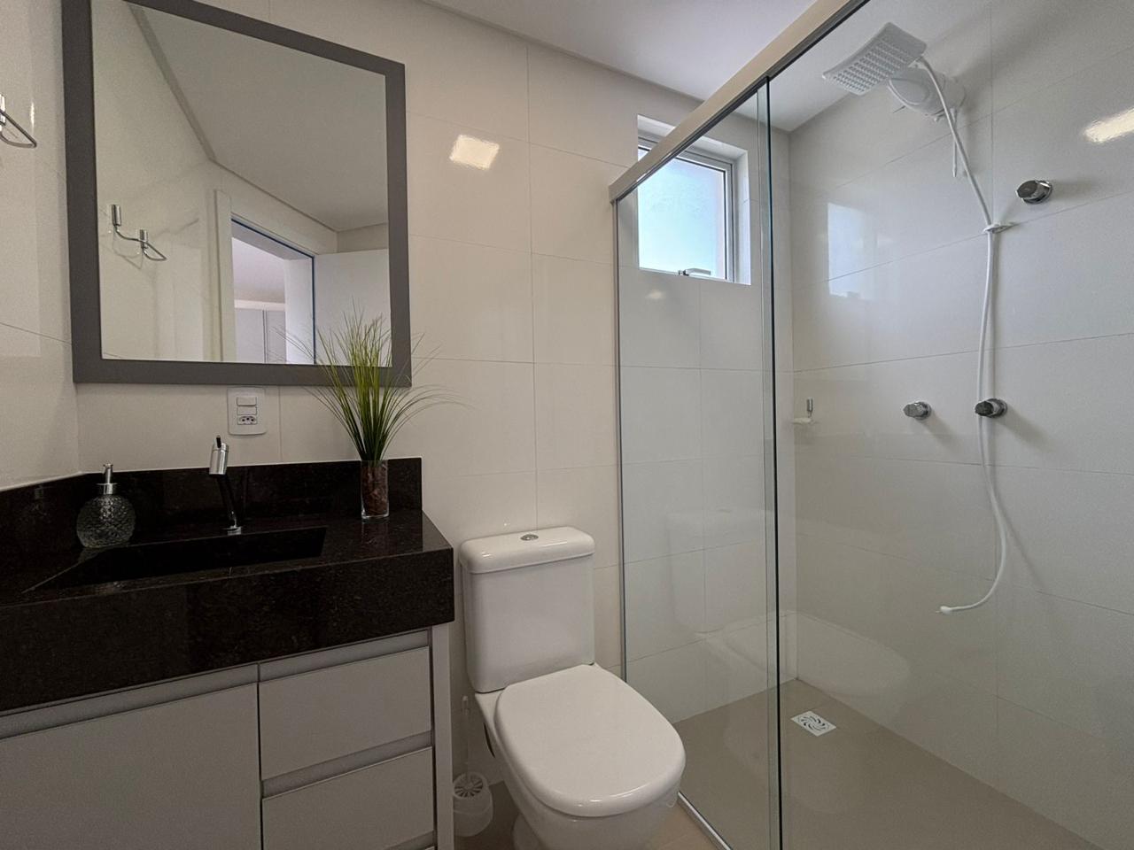  - Apartamento Mobiliado para Venda em Itapema, Tabuleiro, 2 dormitórios, 1 suíte, 2 banheiros, 1 vaga