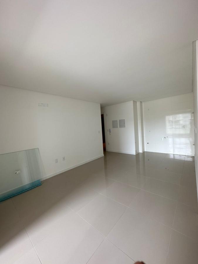 Apartamento Mobiliado para Venda em Itapema, Tabuleiro, 2 dormitórios, 1 suíte, 2 banheiros, 1 vaga - Invicta Itapema - Assessoria Imobiliária