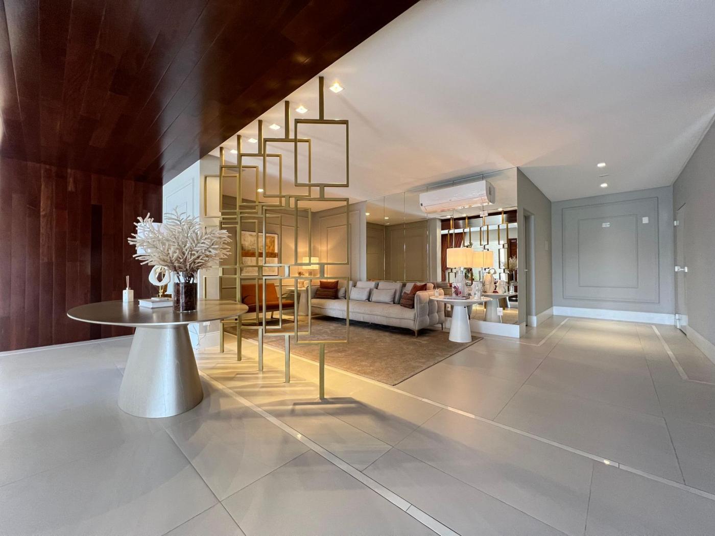 Apartamento à venda com 2 quartos, 80m² - Meia Praia,Itapema