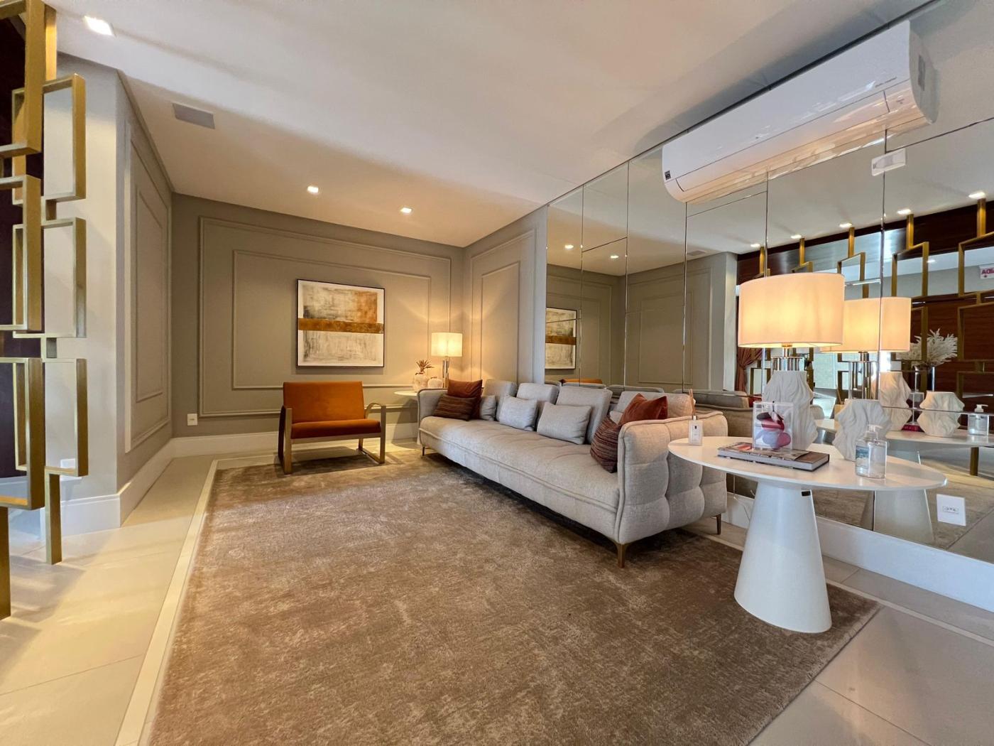 Apartamento à venda com 2 quartos, 80m² - Meia Praia,Itapema