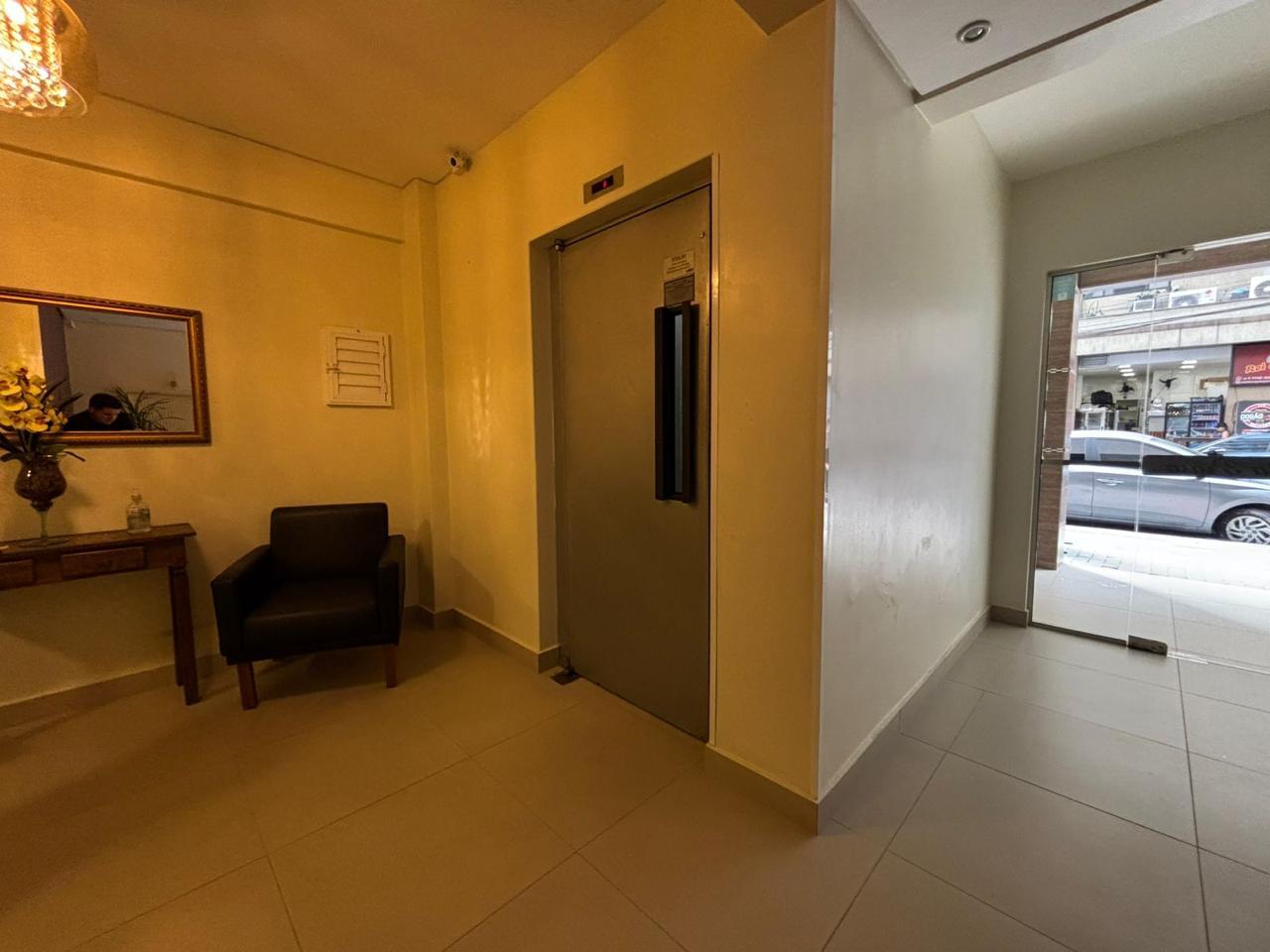 Apartamento à venda com 3 quartos, 86m² - Meia Praia,Itapema