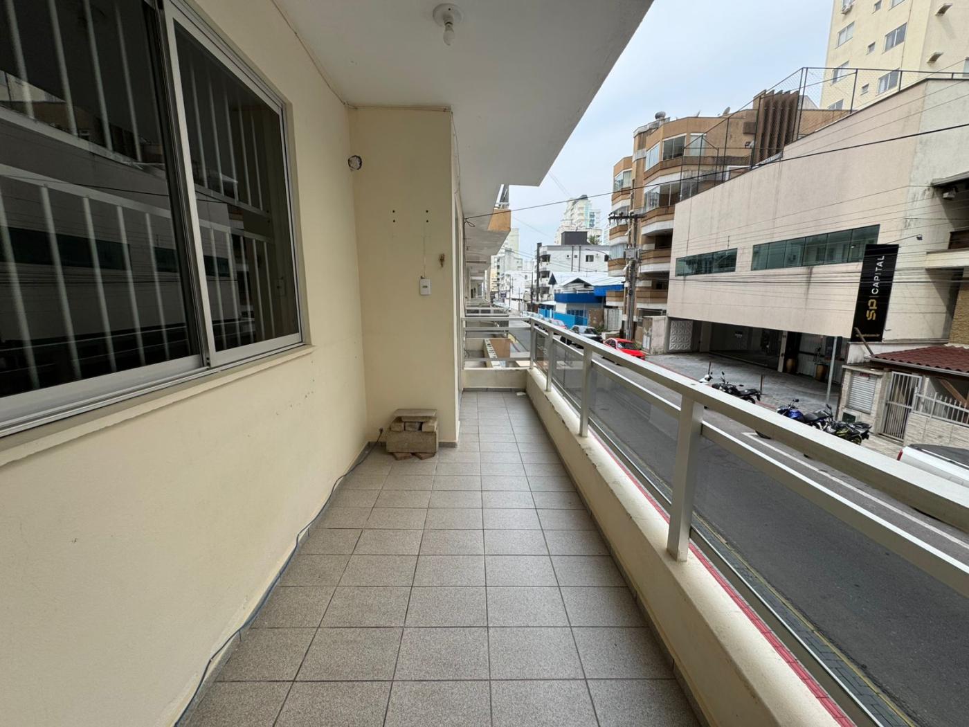 Apartamento à venda com 2 quartos, 78m² - Meia Praia,Itapema