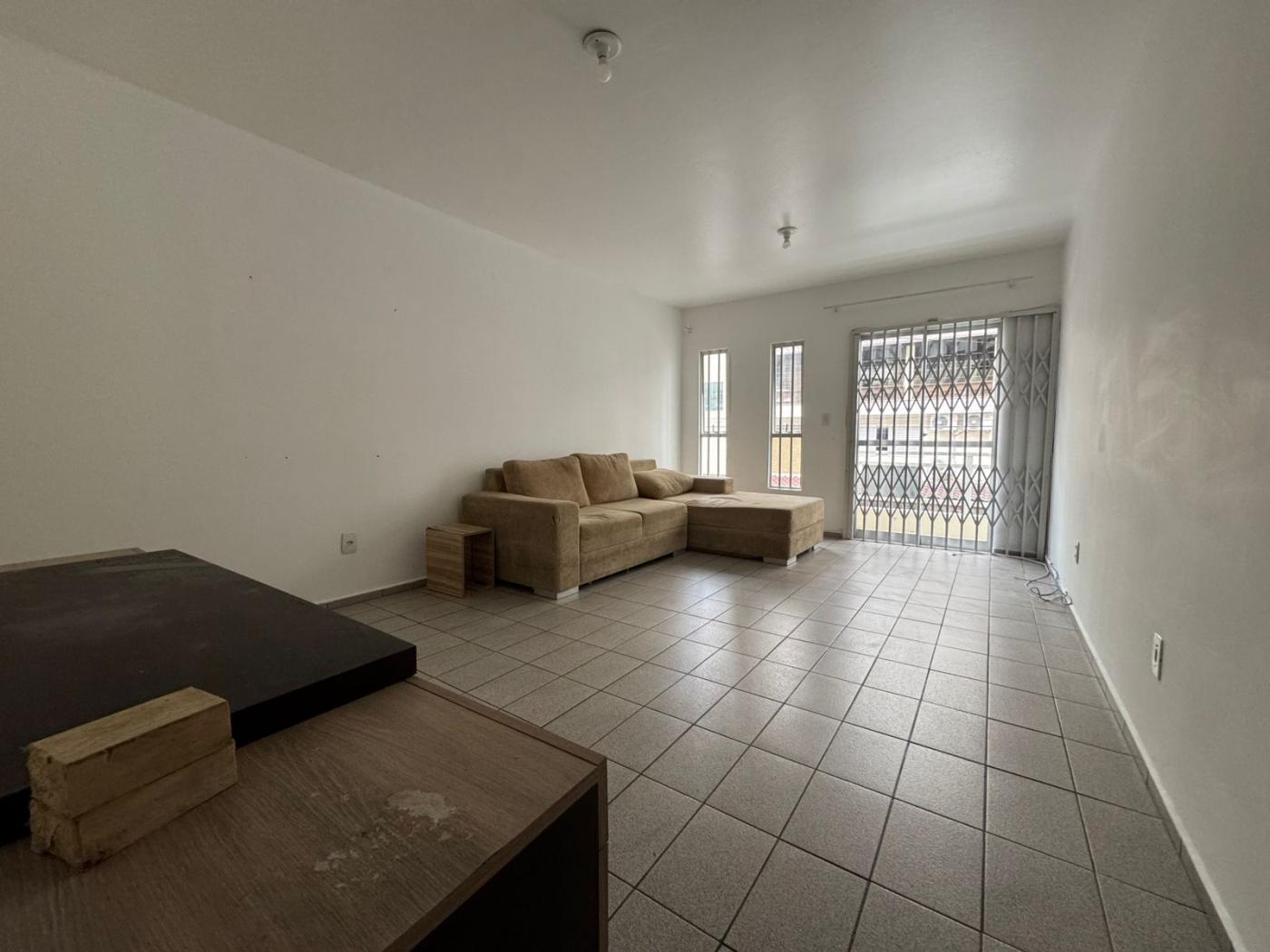  - Apartamento para Venda em Itapema, Meia Praia, 2 dormitórios, 1 suíte, 2 banheiros, 1 vaga