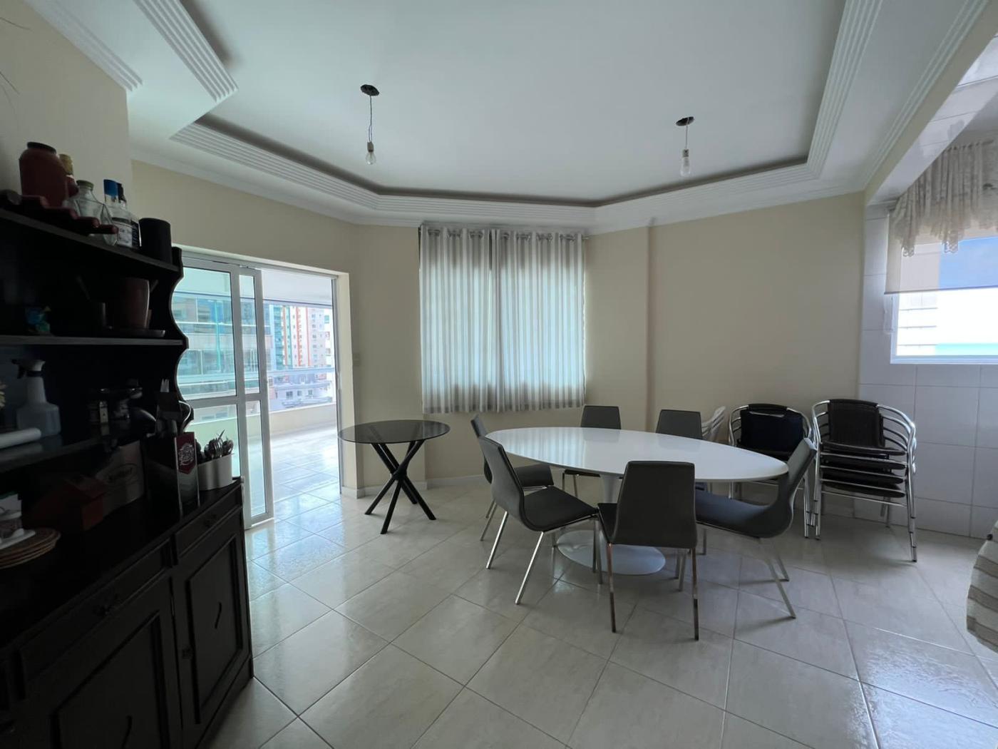 Apartamento à venda com 4 quartos, 145m² - Meia Praia,Itapema