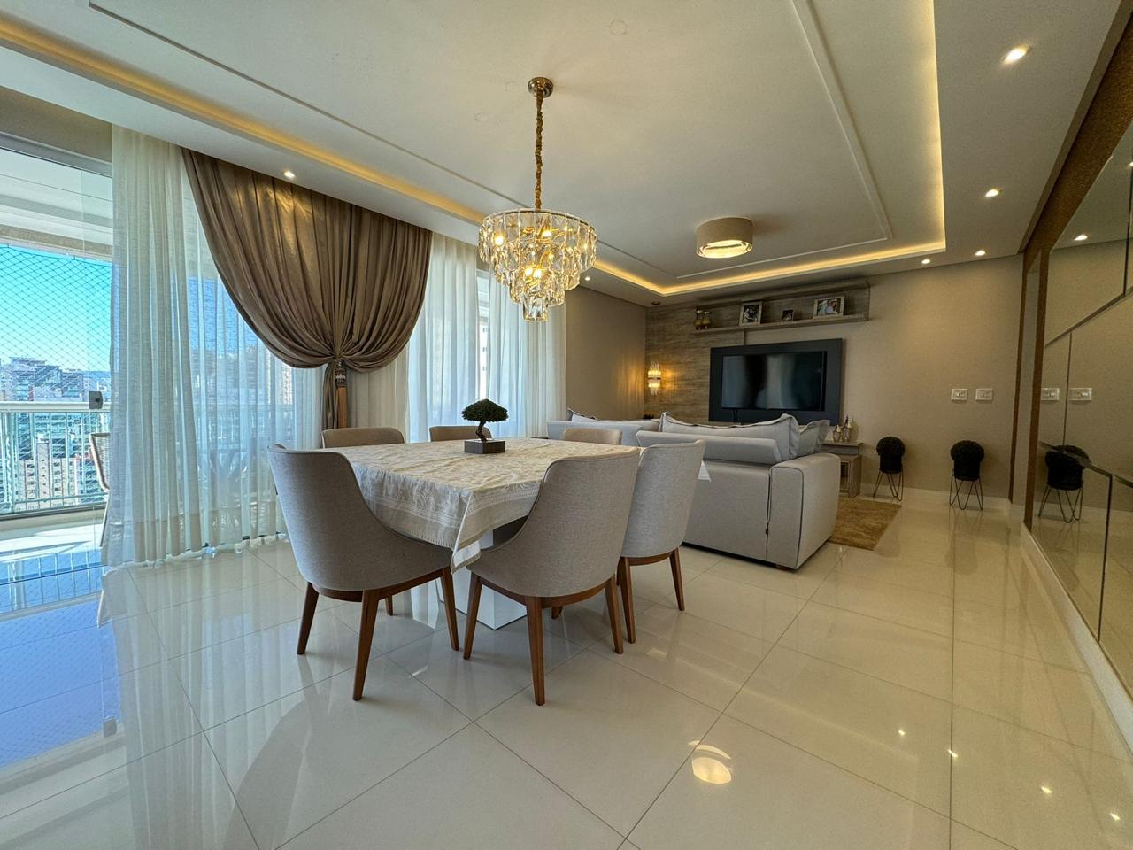 Apartamento à venda com 4 quartos, 180m² - Meia Praia,Itapema