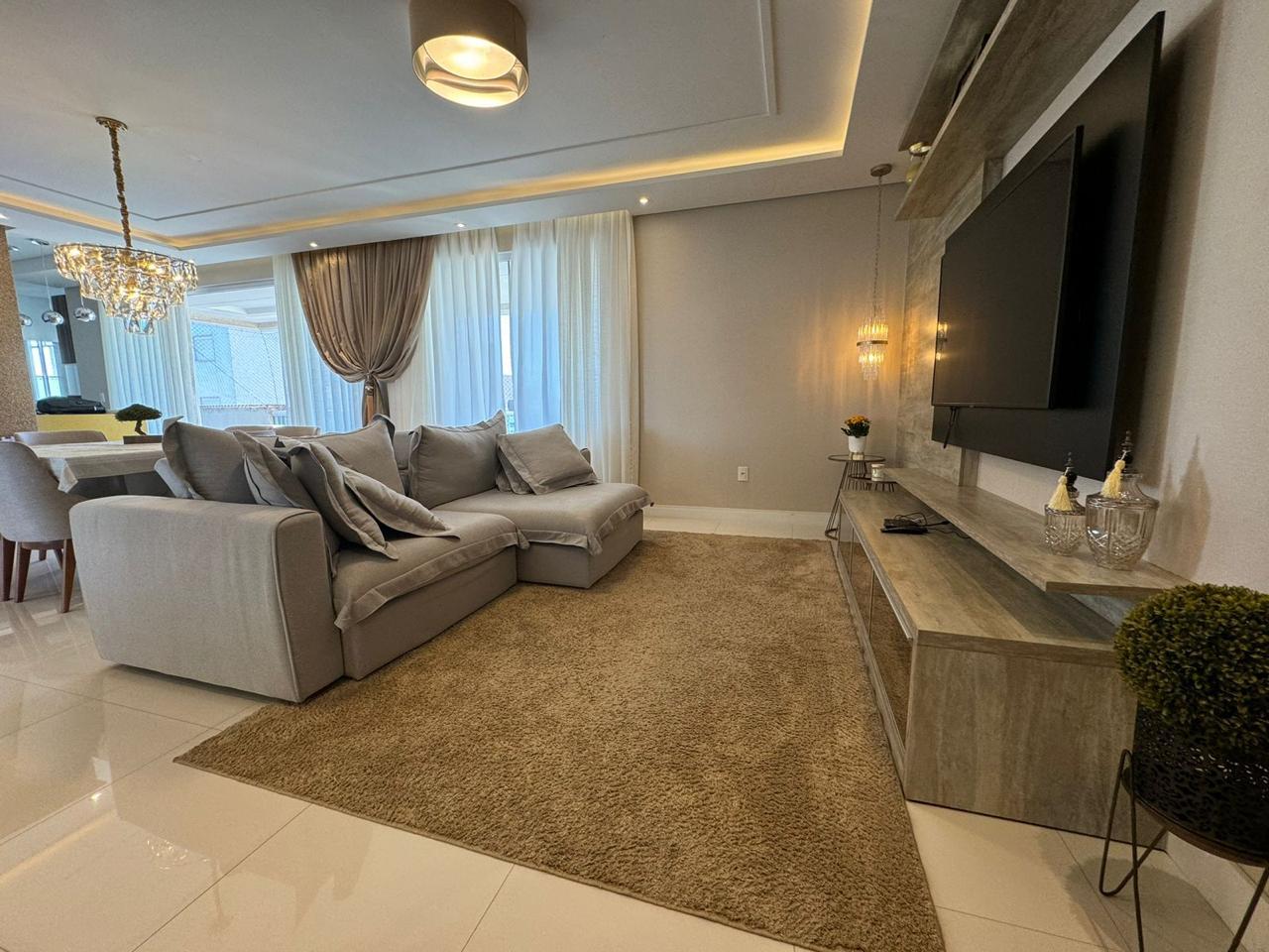  - Apartamento para Venda em Itapema, Meia Praia, 4 dormitórios, 4 suítes, 5 banheiros, 2 vagas