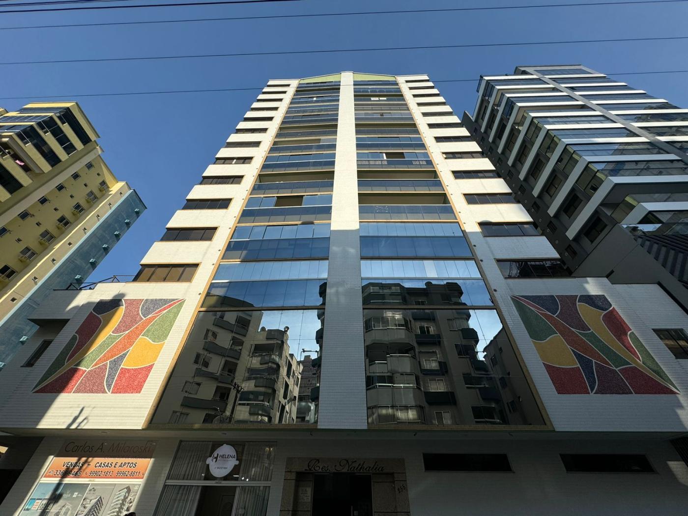 Apartamento à venda com 4 quartos, 193m² - Meia Praia,Itapema
