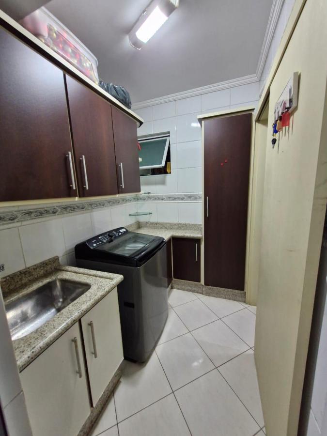  - Apartamento para Venda em Itapema, Meia Praia, 3 dormitórios, 1 suíte, 2 banheiros, 1 vaga