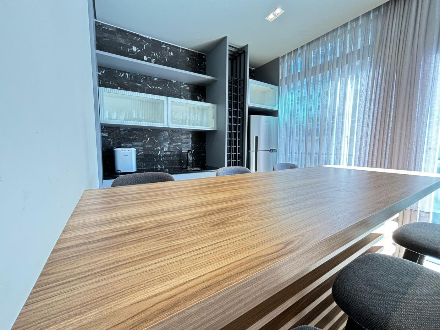 Apartamento à venda com 4 quartos, 175m² - Meia Praia,Itapema