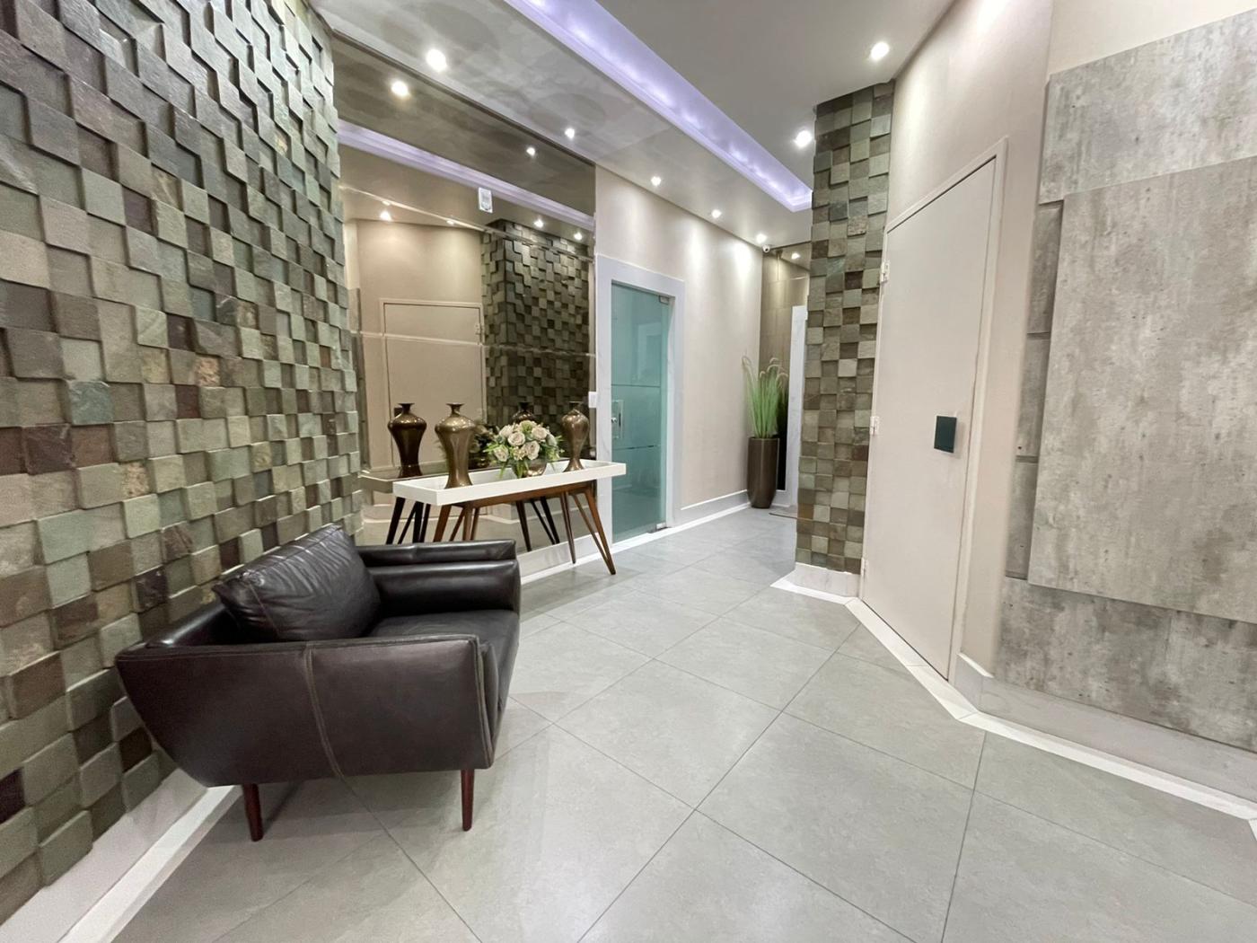 Apartamento à venda com 3 quartos, 129m² - Meia Praia,Itapema