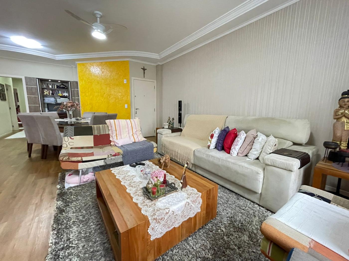  - Apartamento para Venda em Itapema, Meia Praia, 3 dormitórios, 1 suíte, 2 banheiros, 1 vaga