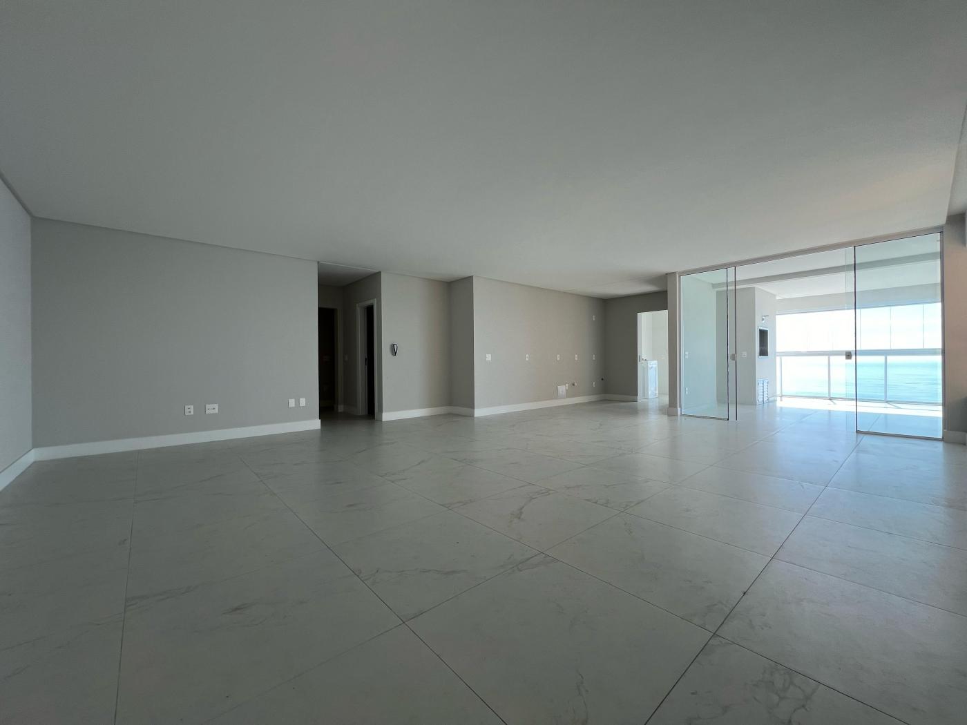 Apartamento à venda com 4 quartos, 197m² - Meia Praia,Itapema