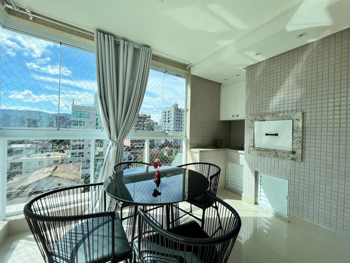 Apartamento à venda com 2 quartos, 87m² - Meia Praia,Itapema