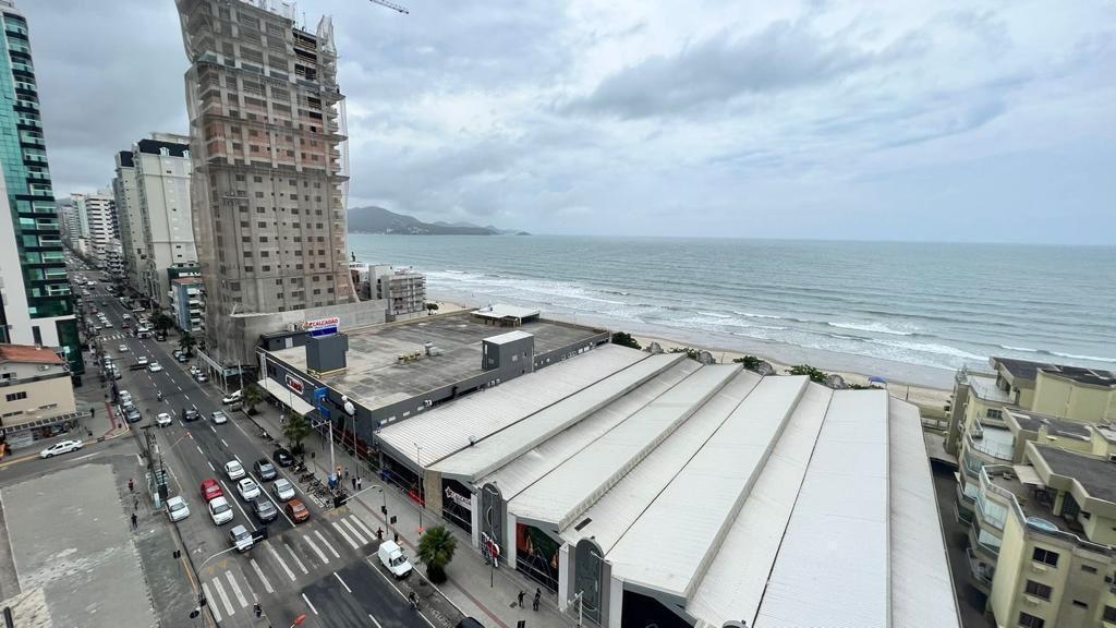 Apartamento à venda com 4 quartos, 340m² - Meia Praia,Itapema