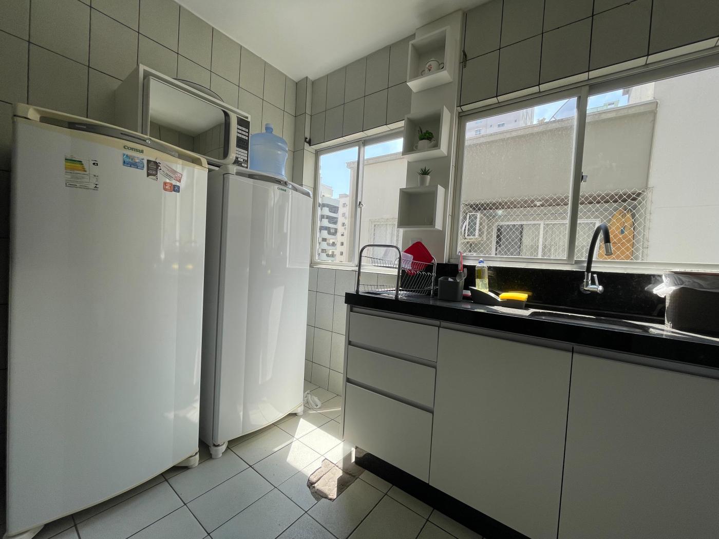 Apartamento à venda com 3 quartos, 142m² - Meia Praia,Itapema