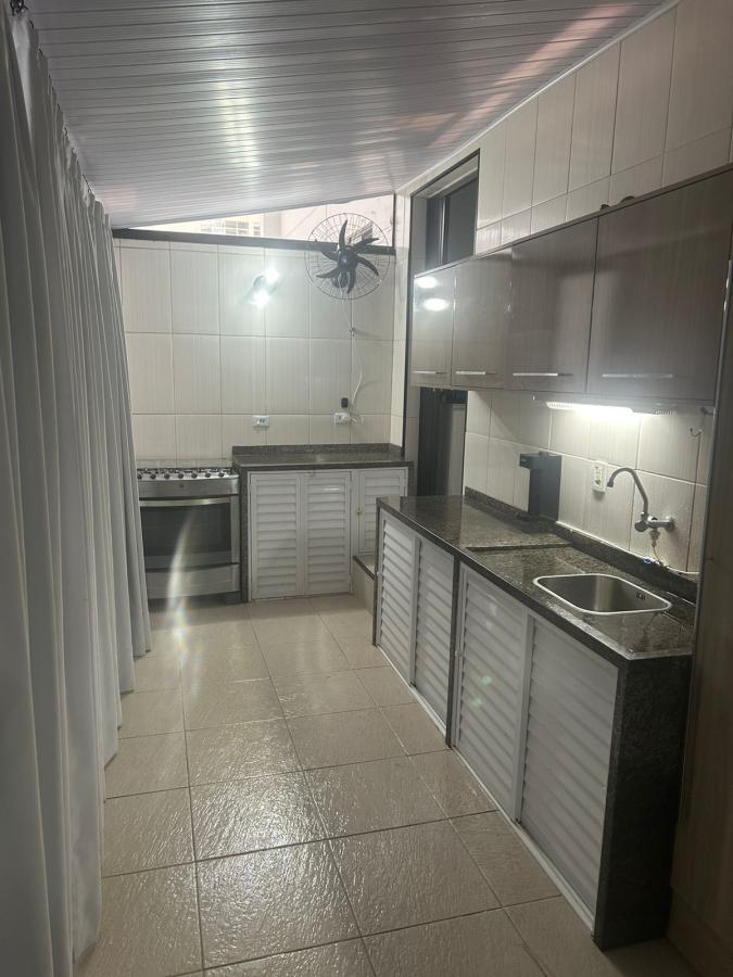  - Apartamento para Venda em Itapema, Meia Praia, 3 dormitórios, 1 suíte, 2 banheiros, 1 vaga