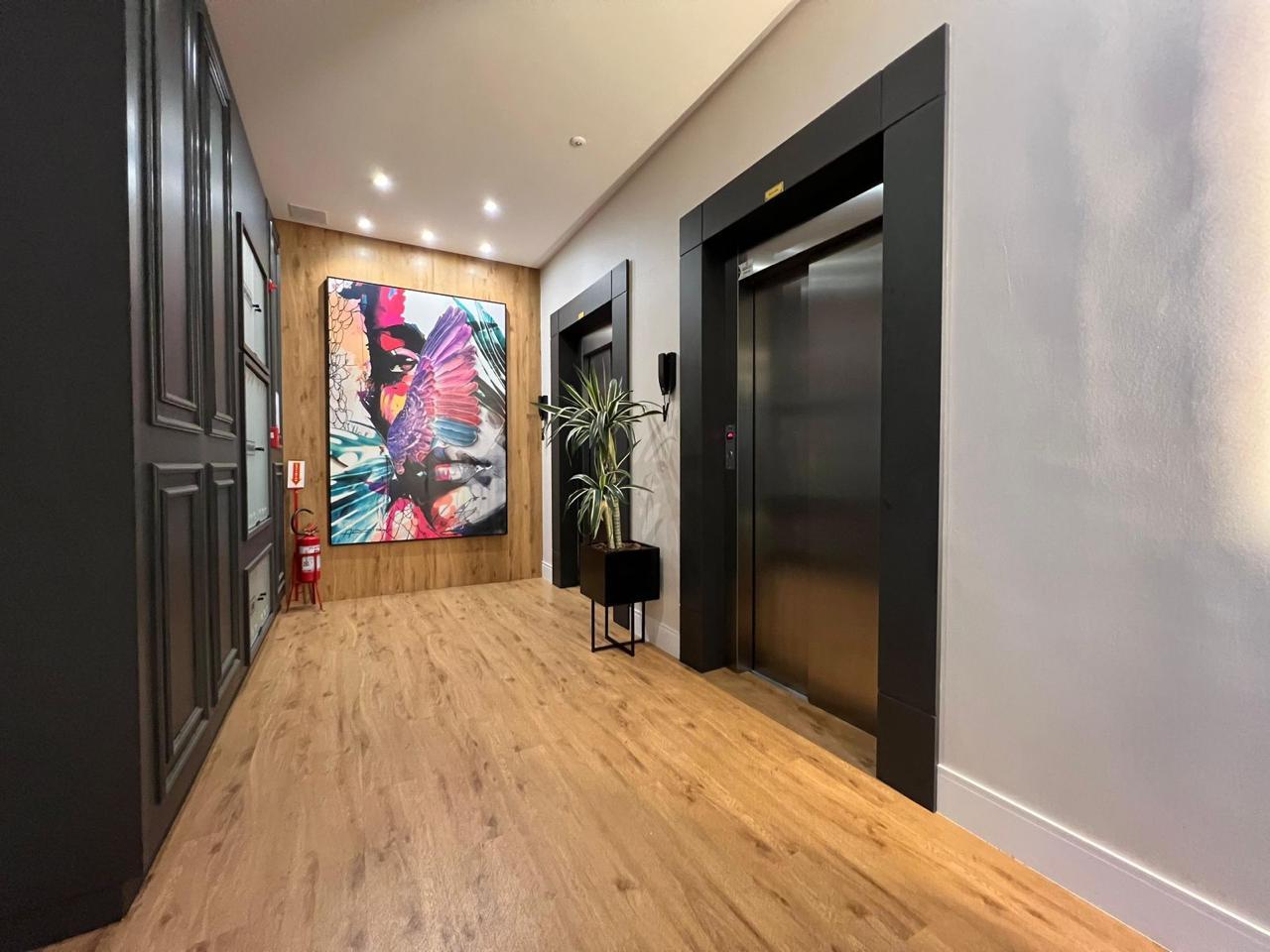 Apartamento à venda com 3 quartos, 119m² - Meia Praia,Itapema