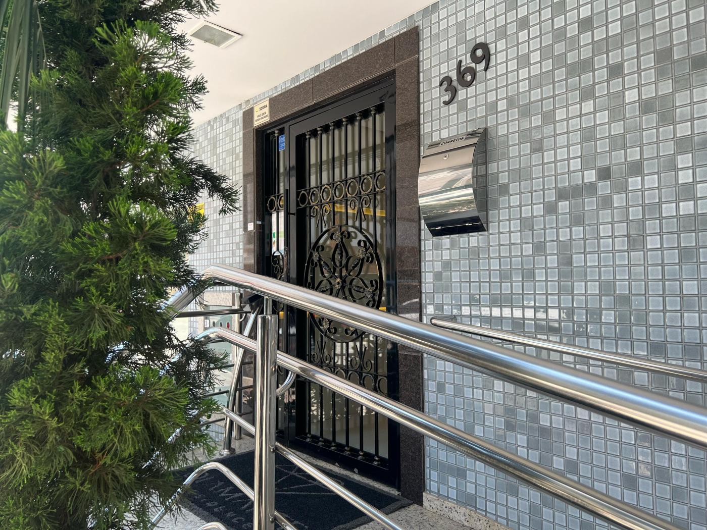 Apartamento à venda com 3 quartos, 125m² - Meia Praia,Itapema