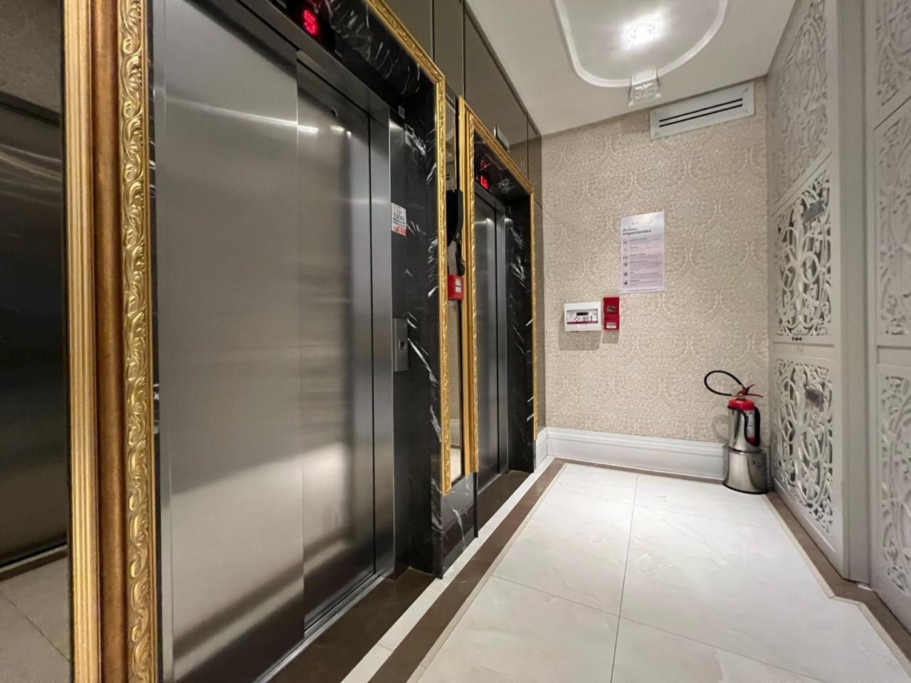 Apartamento à venda com 3 quartos, 122m² - Meia Praia,Itapema