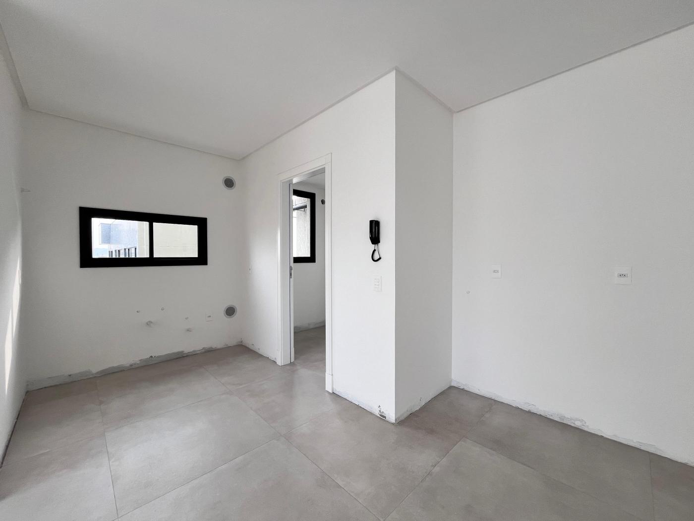  - Apartamento para Venda em Itapema, Meia Praia, 3 dormitórios, 3 suítes, 4 banheiros, 2 vagas