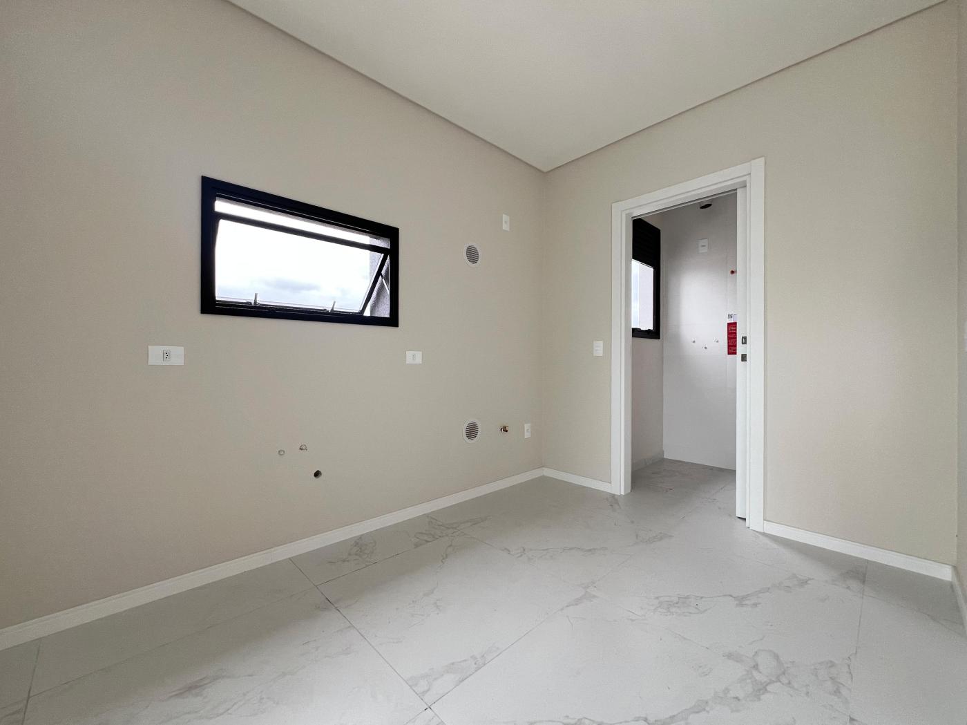 Apartamento à venda com 3 quartos, 114m² - Meia Praia,Itapema