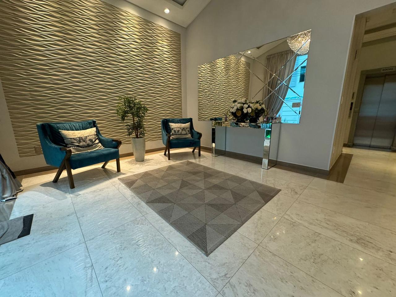 Apartamento à venda com 3 quartos, 173m² - Meia Praia,Itapema