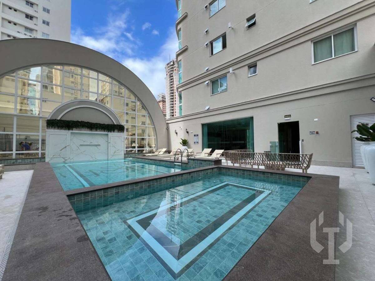  - Apartamento à venda em Itapema, Meia praia, com 3 quartos, 129m²