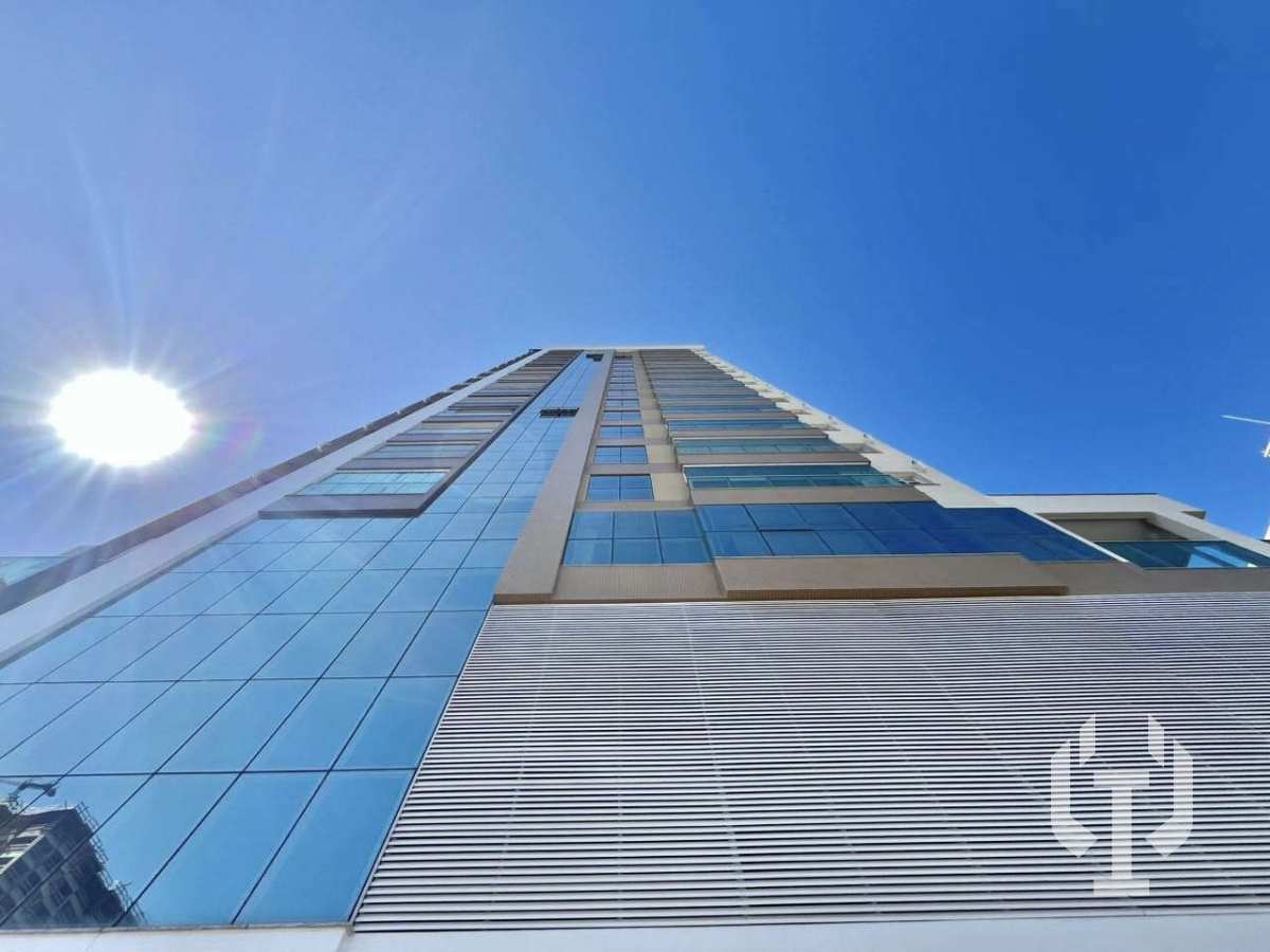  - Apartamento à venda, no Green tower em Itapema, Centro, com 2 quartos, 87m²