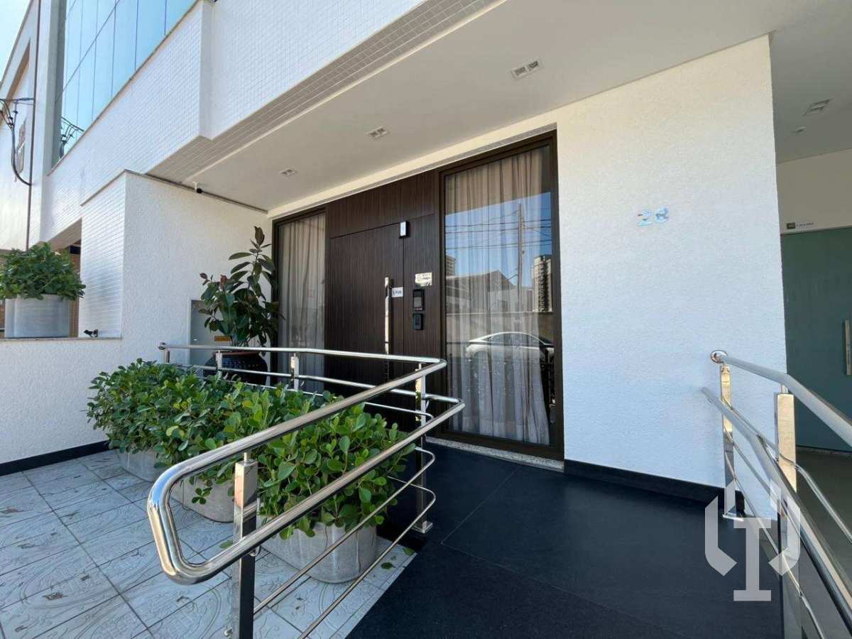  - Apartamento à venda, no Green tower em Itapema, Centro, com 2 quartos, 87m²