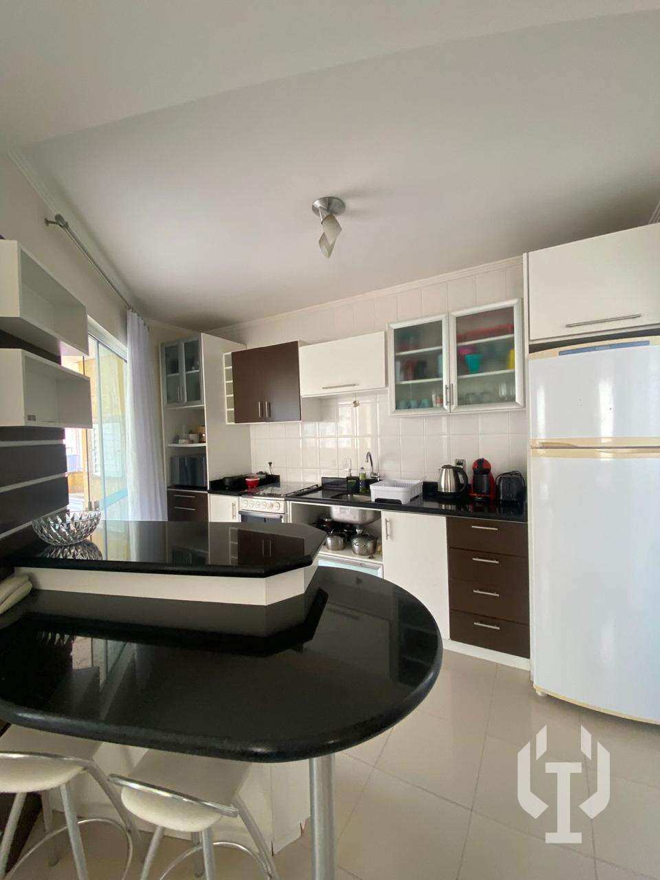  - Apartamento à venda, no Cidade do Sol,  em Itapema, Meia Praia, com 3 quartos, 138m²