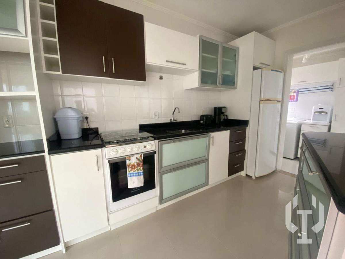  - Apartamento à venda, no Cidade do Sol,  em Itapema, Meia Praia, com 3 quartos, 138m²
