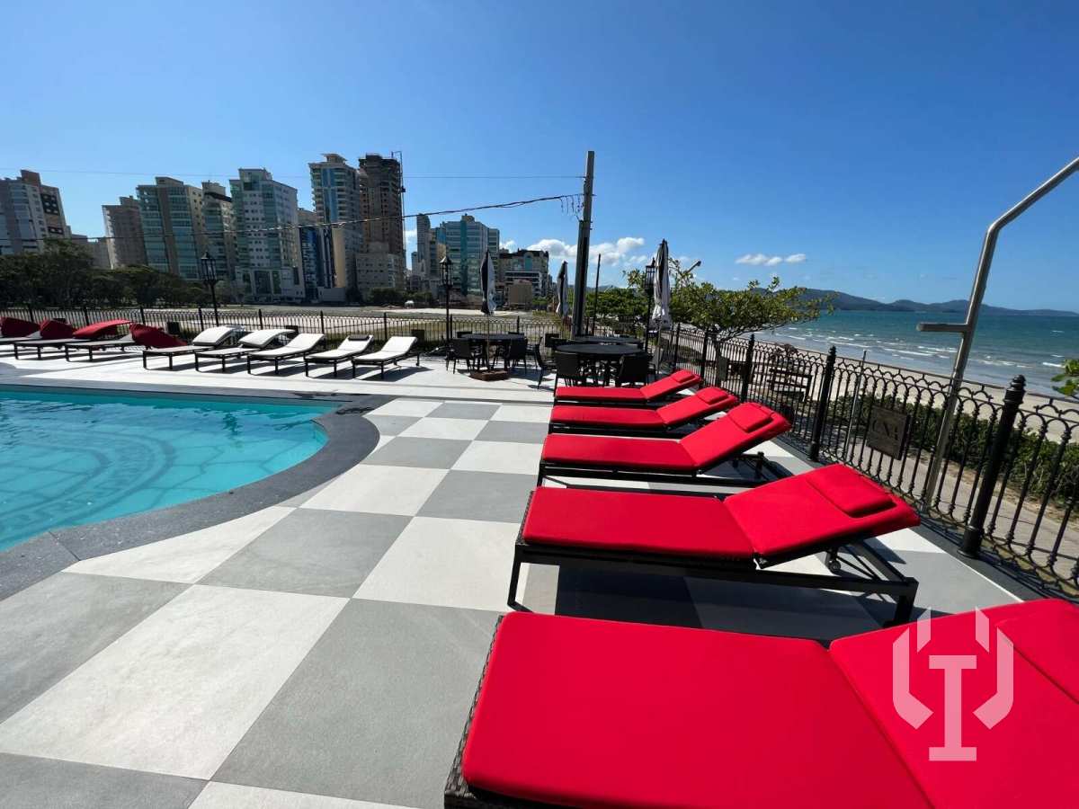  - Apartamento à venda, no CARTIER em Itapema, Meia Praia, com 4 quartos, 180m²